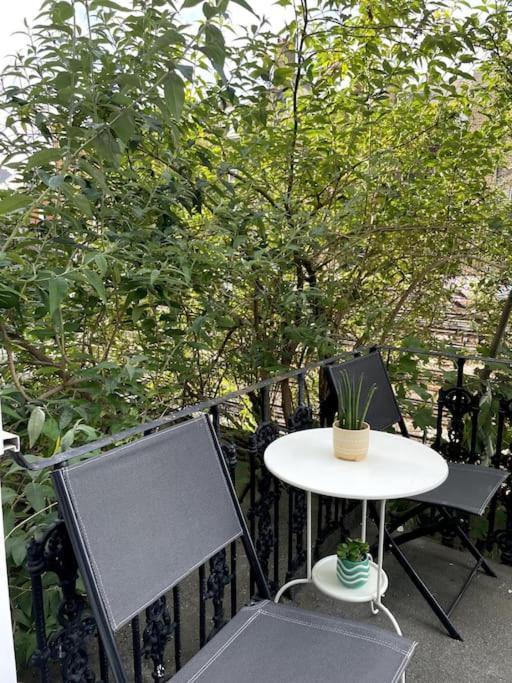 Cute&Cozy Studio Apt In Barons Court لندن المظهر الخارجي الصورة